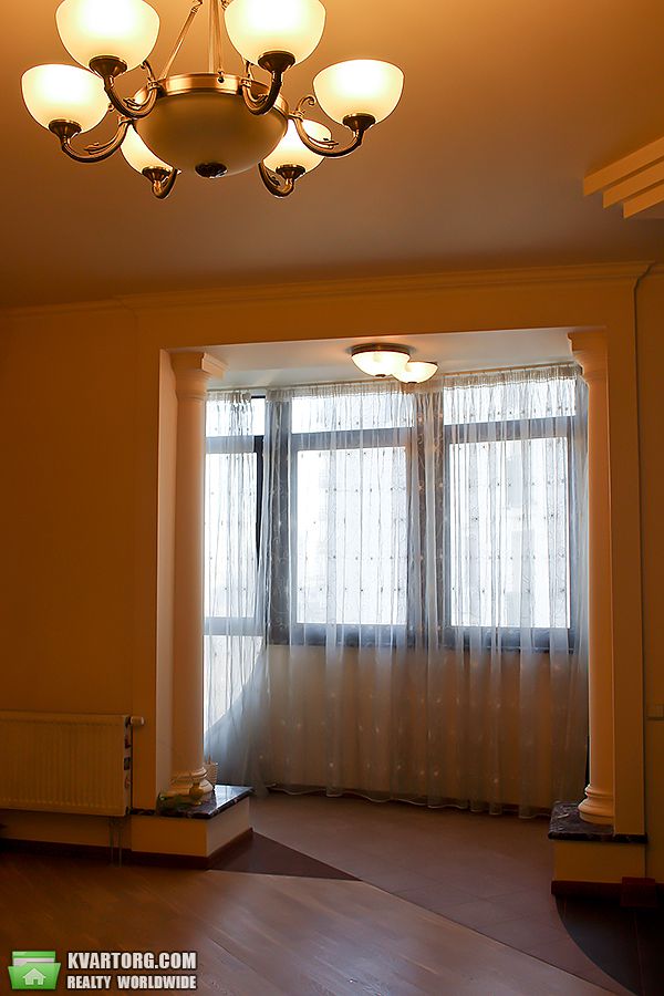 Sell 4-room apartment. Киев,  Дмитриевская — photo 3