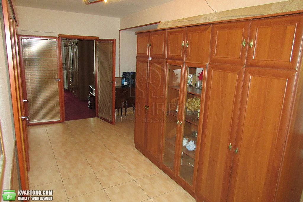 Sell 4-room apartment. Киев,  Вишняковская — photo 3