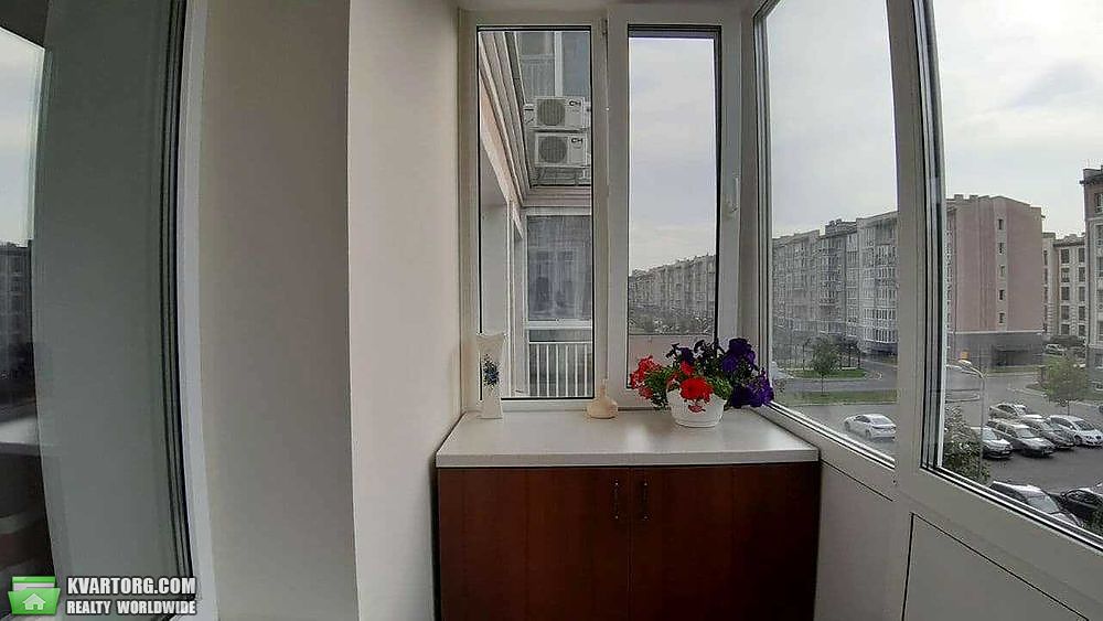 Sell 2-room apartment. Киев,  Метрологическая — photo 5