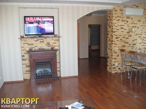 Rent out 3-room apartment. Киев,  Победы пл — photo 5