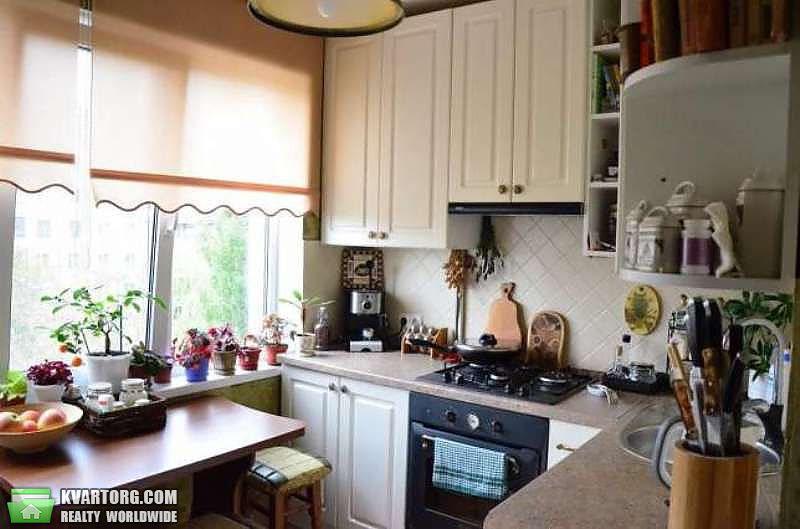 Sell 3-room apartment. Киев,  Зодчих — photo 9