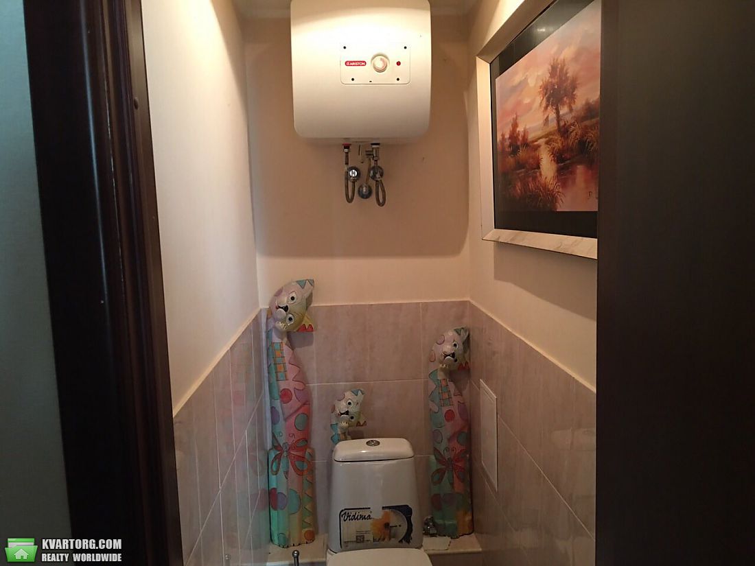 Sell 3-room apartment. Киев,  Святошинская пл — photo 3