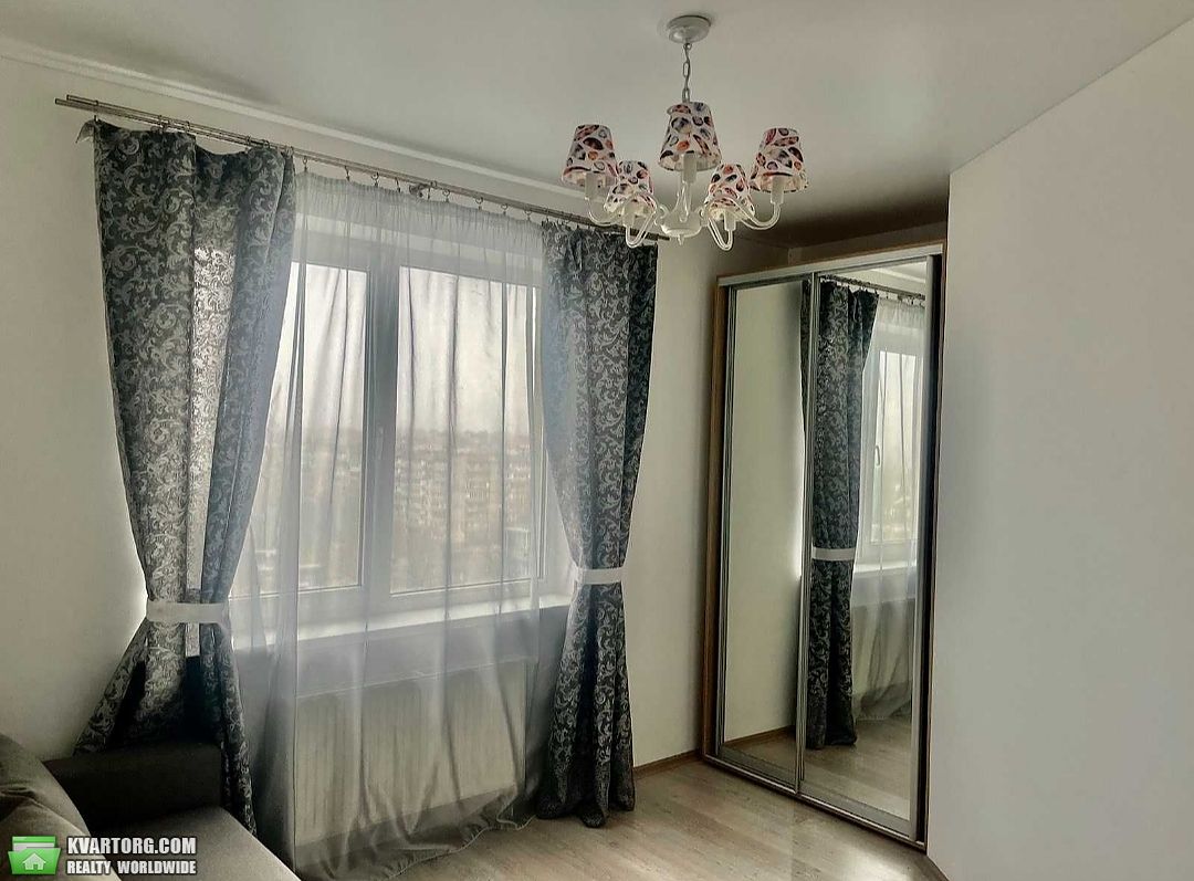 Rent out 2-room apartment. Киев,  Запорожца — photo 6