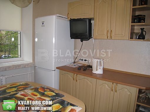 Rent out 3-room apartment. Киев, Предславинская — photo 6
