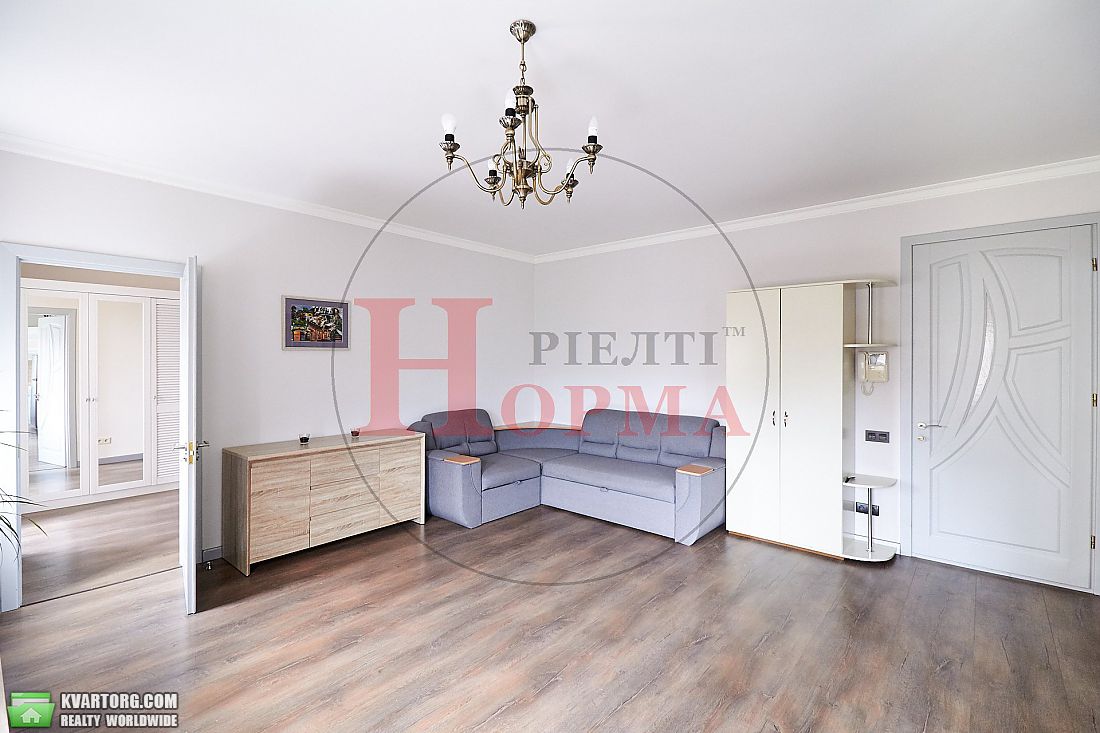 Rent out 2-room apartment. Киев,  Воровского — photo 1