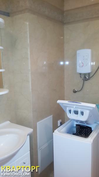 Sell 2-room apartment. Киев, Краснопартизанская — photo 3