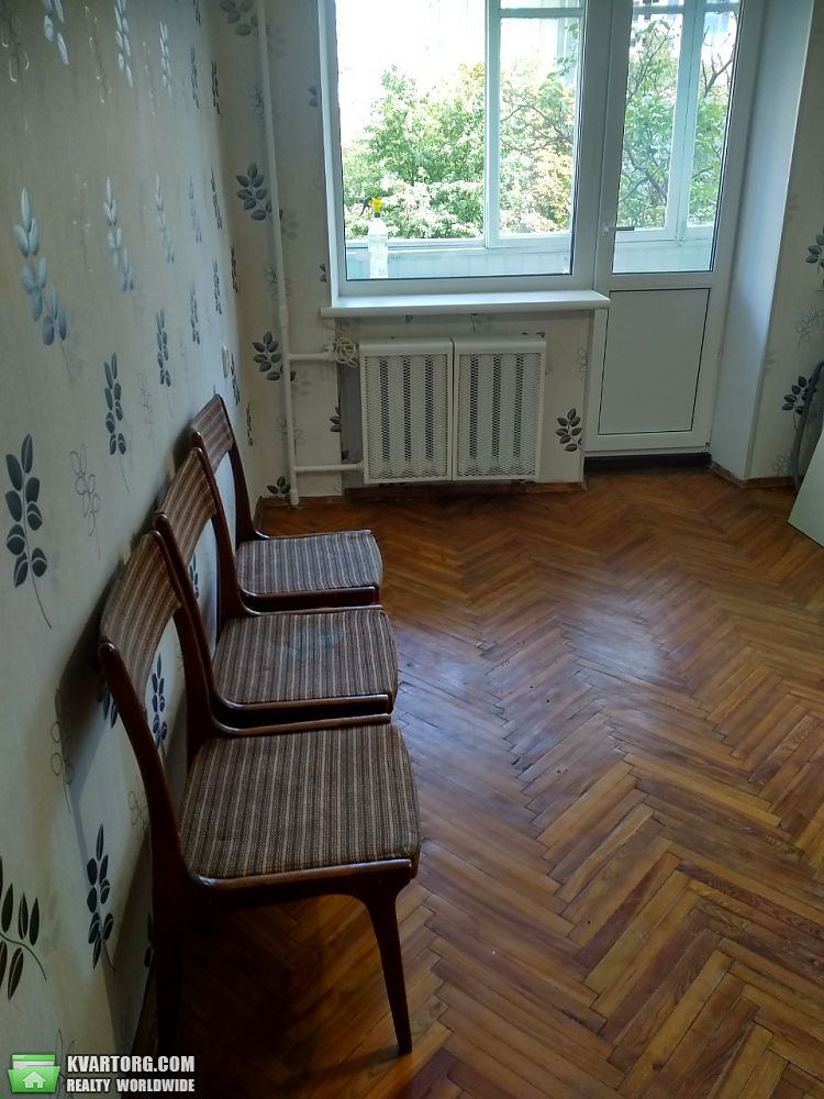 Rent out 2-room apartment. Киев,  Гусовского — photo 4