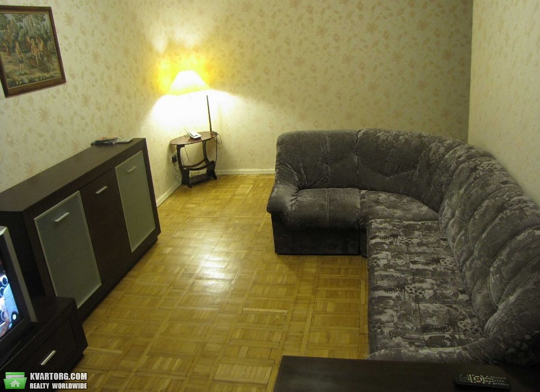 Rent out 2-room apartment. Киев,  Федорова — photo 1