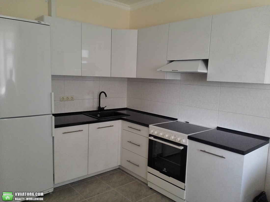 Rent out 1-room apartment. Киев,  Пчелки — photo 7