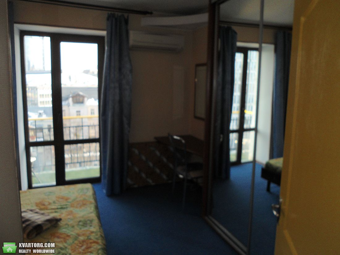 Rent out 1-room apartment. Киев, Шота Руставелли — photo 1