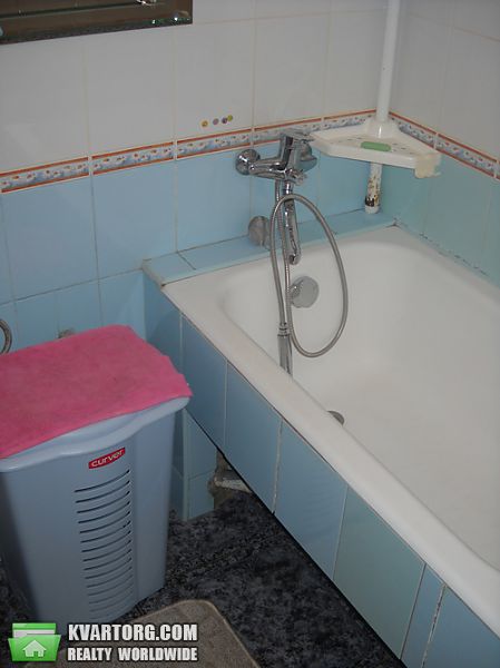 Rent out 1-room apartment. Киев, Полесская — photo 4