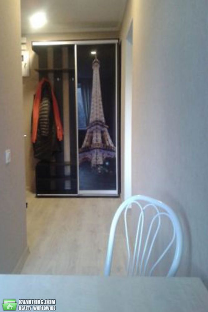 Rent out 2-room apartment. Днепропетровск,  Плеханова — photo 1