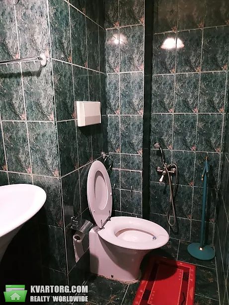 Rent out 2-room apartment. Киев, Никольско-Слободская — photo 9