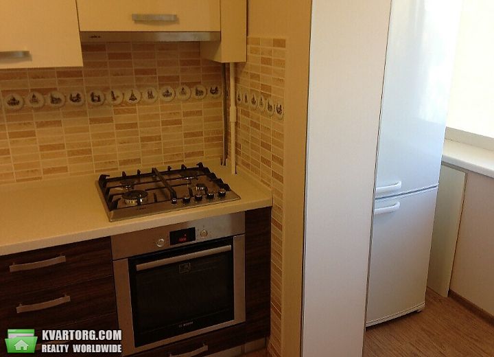 Rent out 2-room apartment. Киев, Коновальца Евгения — photo 2