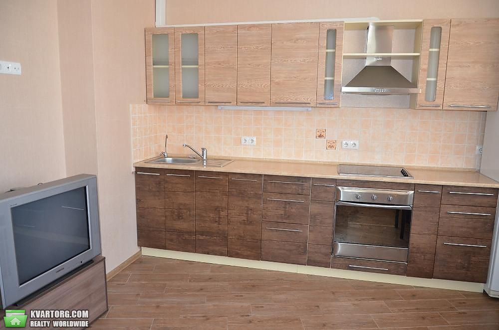 Rent out 2-room apartment. Киев,  Чавдар — photo 2