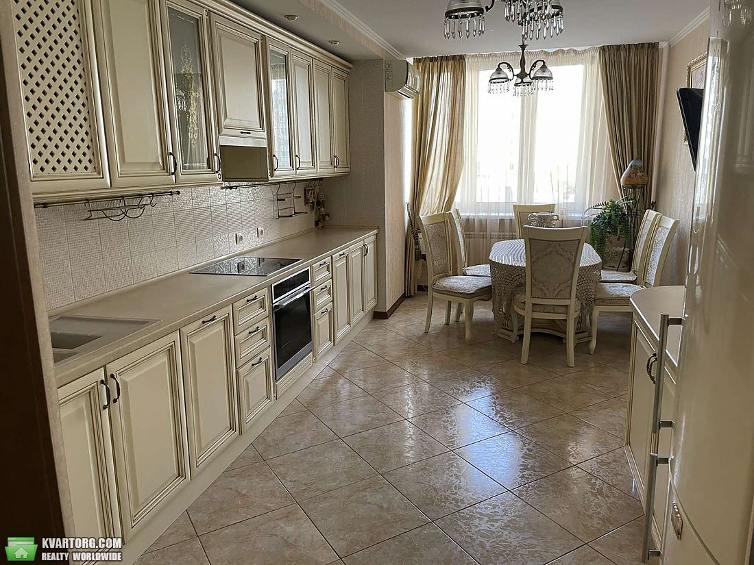 Sell 3-room apartment. Киев,  Срибнокильская — photo 1