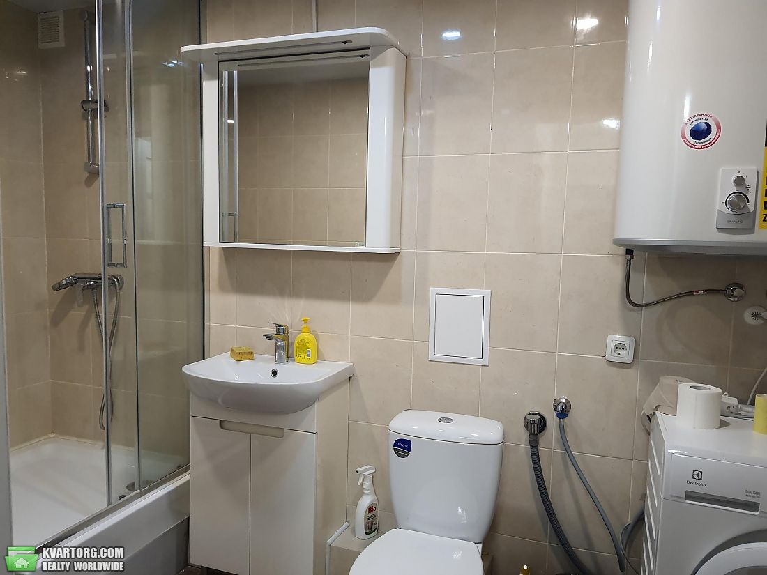 Rent out 2-room apartment. Киев,  Перова бул — photo 4