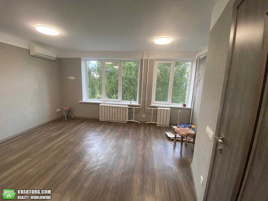 Sell 1-room apartment. Киев,  Машиностроительный пер — photo 1