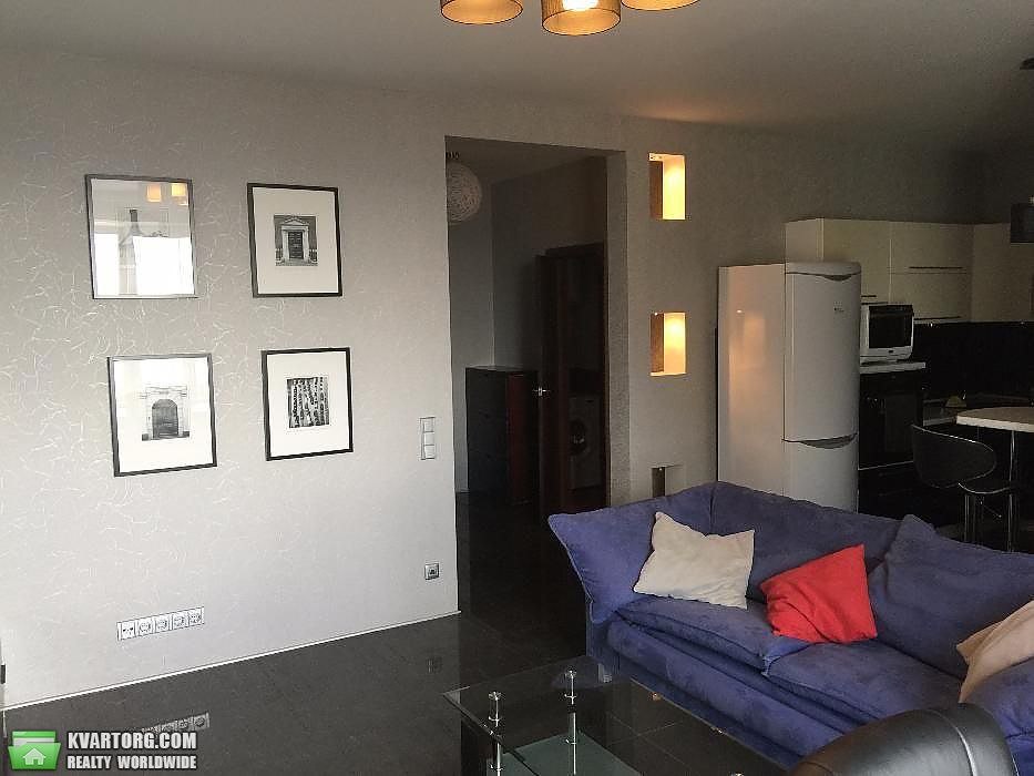 Rent out 2-room apartment. Киев,  Сечевых Стрельцов — photo 2