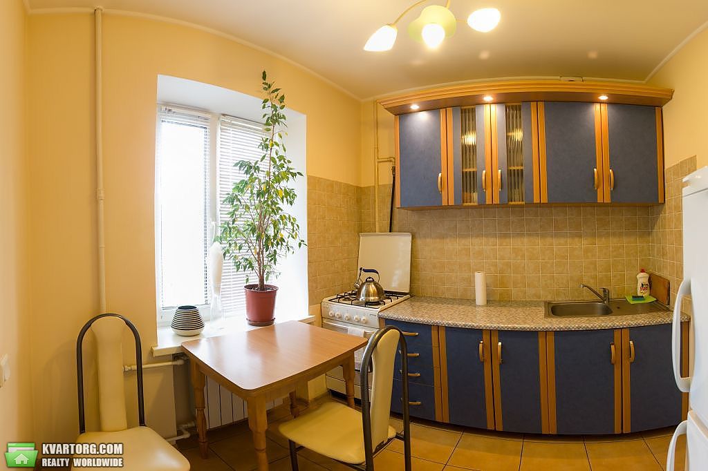 Sell 1-room apartment. Киев, Деревлянская — photo 4