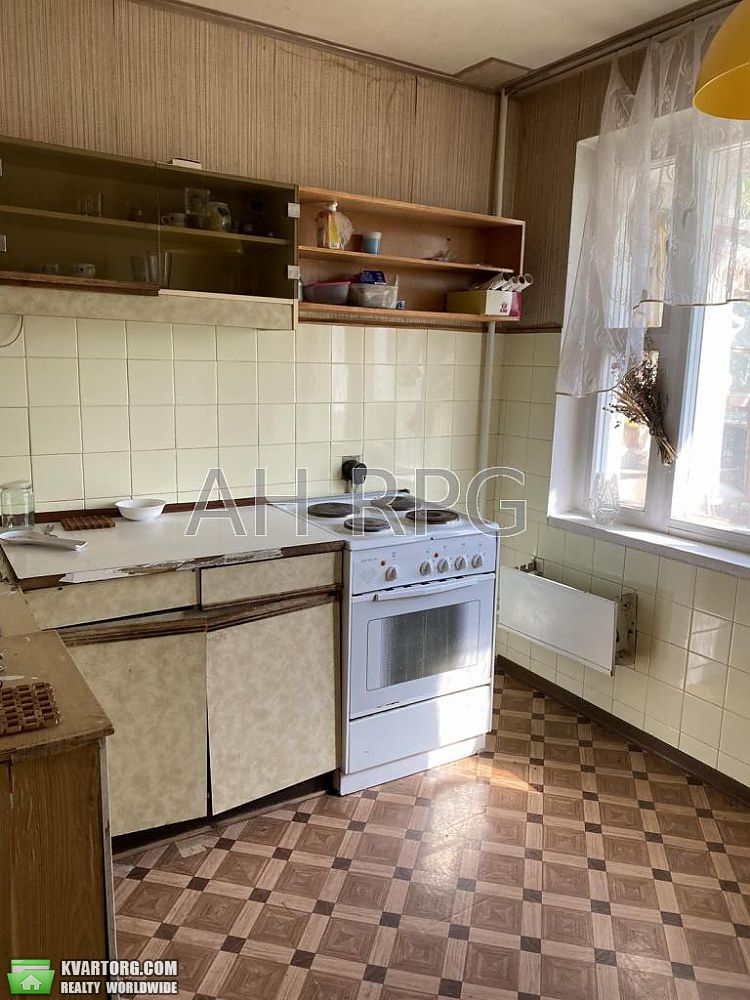 Sell 3-room apartment. Киев,  Булаховского — photo 1