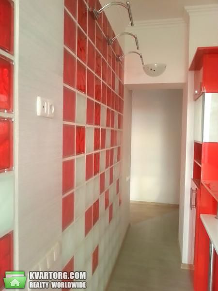 Rent out 3-room apartment. Киев,  ул. Дмитриевская — photo 4