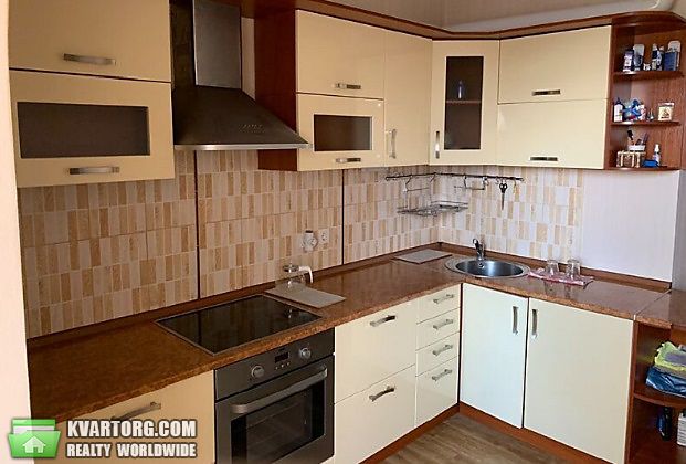 Sell 2-room apartment. Киев,  Моторный пер — photo 1