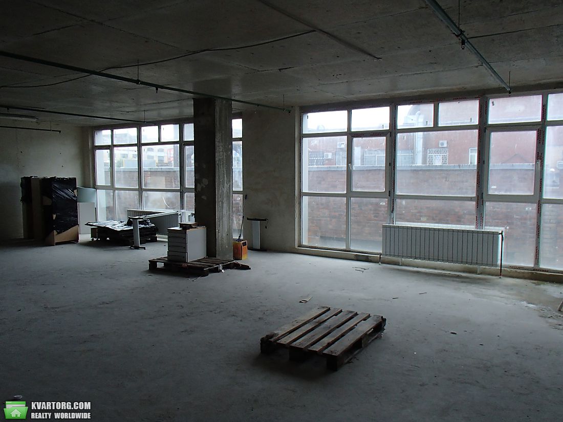 Sell office. Киев, Вадима Гетьмана — photo 5