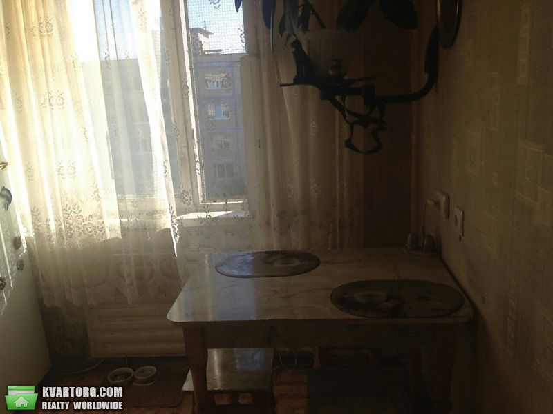 Sell 2-room apartment. Киев,  Свободы пр — photo 4
