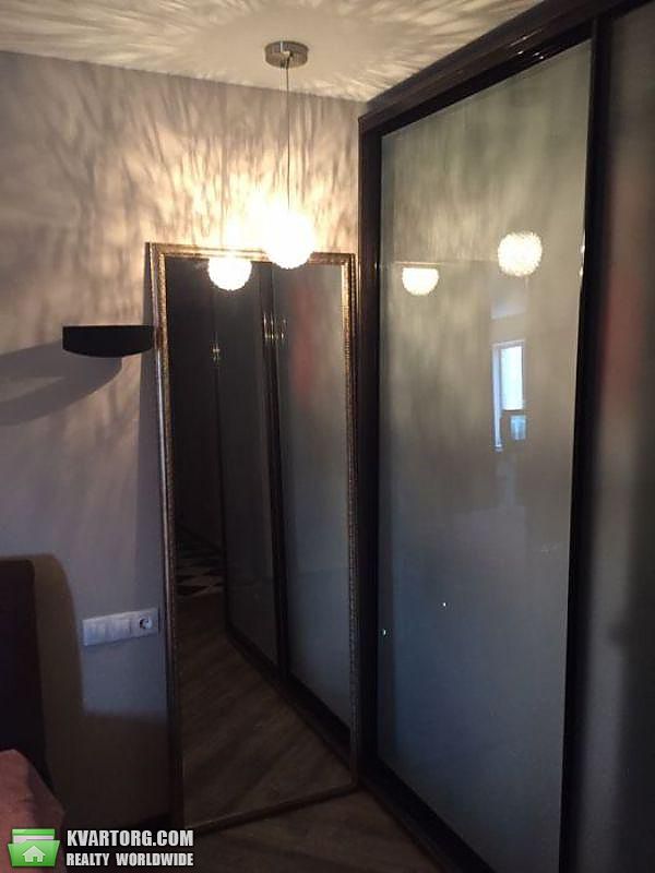 Rent out 1-room apartment. Киев,  Еленовская — photo 5