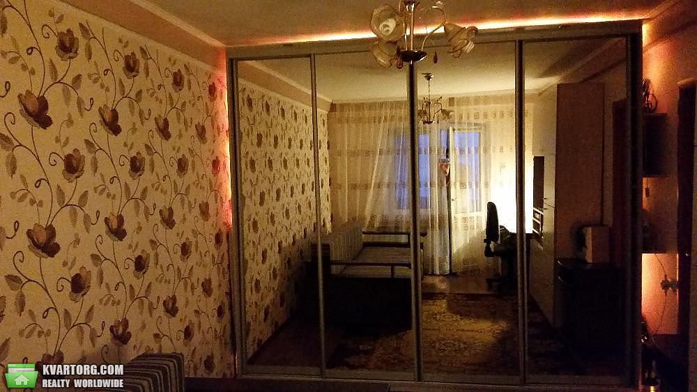 Sell 1-room apartment. Киев,  Героев Днепра — photo 1