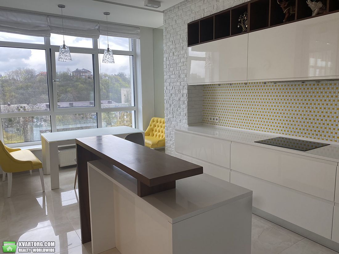 Rent out 3-room apartment. Киев, Драгомирова — photo 4