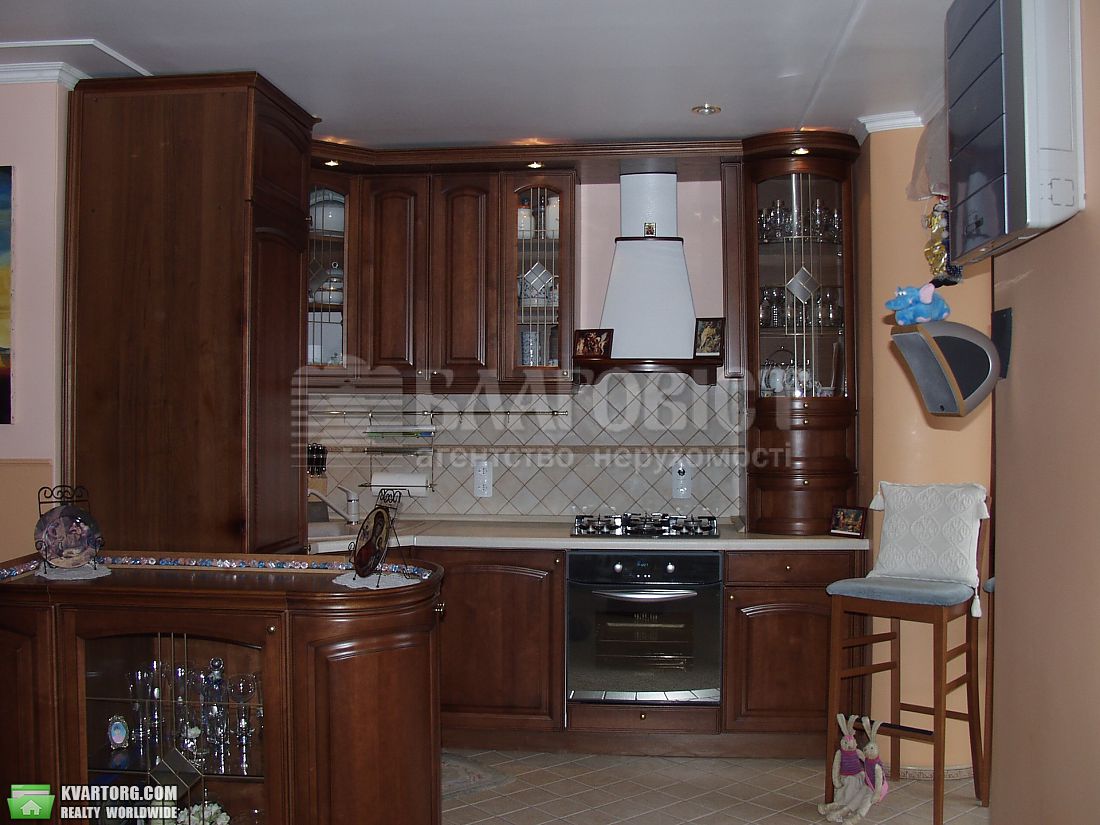 Rent out 1-room apartment. Киев,  Кловский спуск — photo 5
