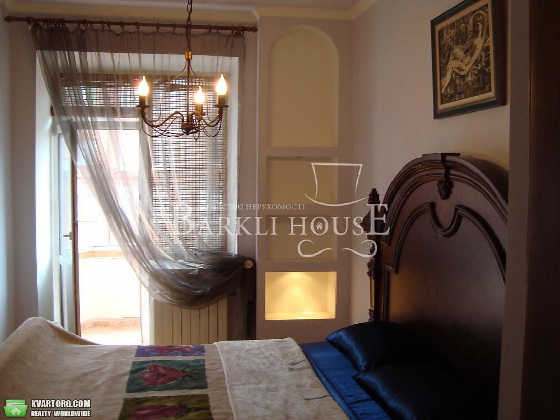 Rent out 2-room apartment. Киев,  Волошская — photo 8