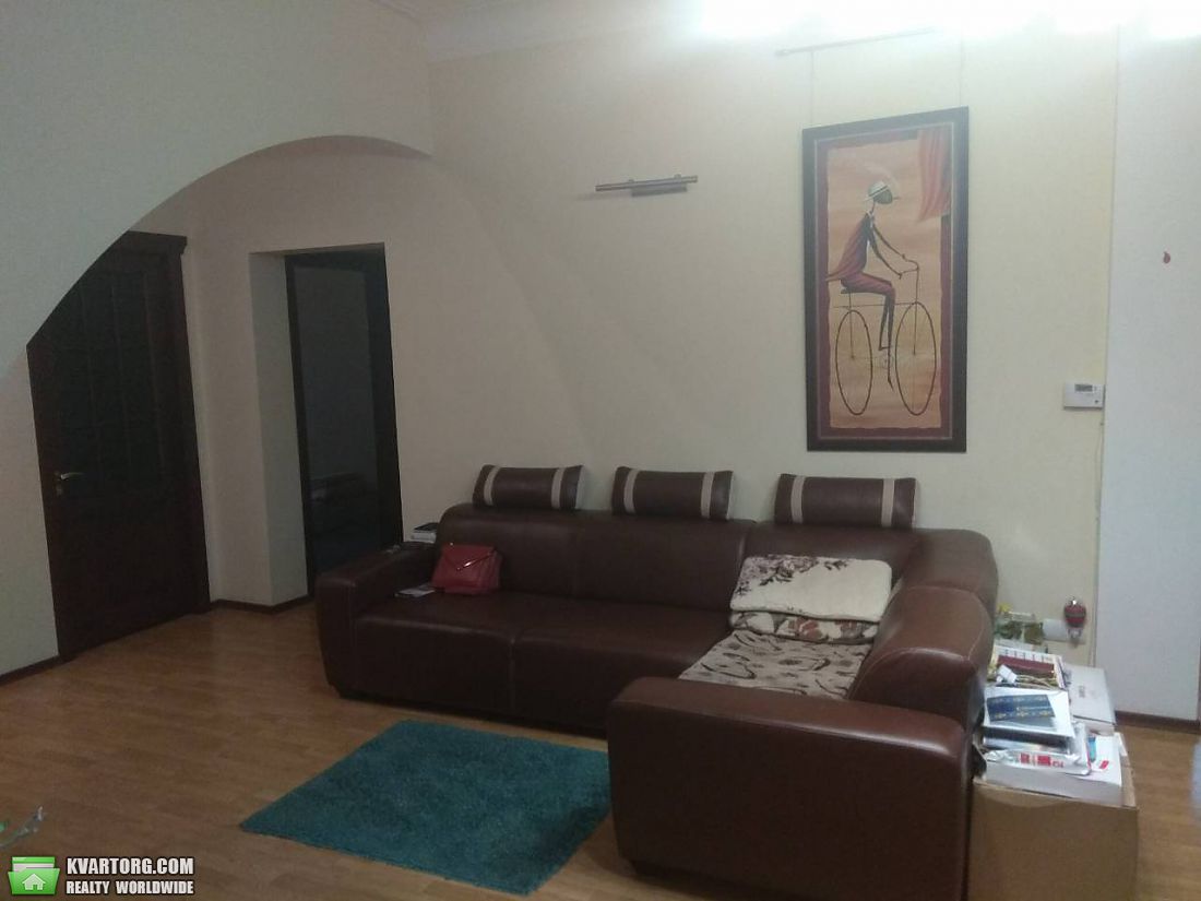 Sell 4-room apartment. Днепропетровск, Решетиловская — photo 1
