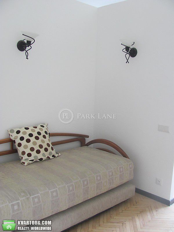 Rent out 2-room apartment. Киев,  Дарвина — photo 6