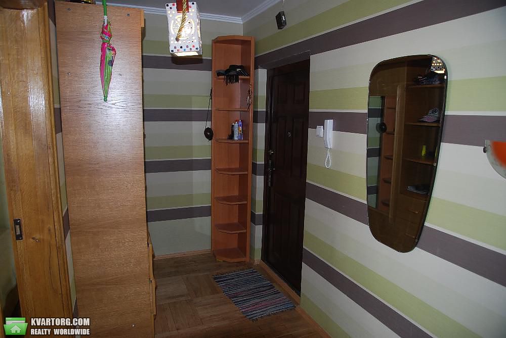 Sell 4-room apartment. Киев,  Срибнокильская — photo 8