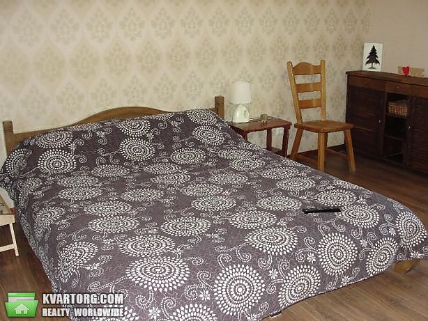 Rent out 3-room apartment. Киев,  Краковская — photo 4