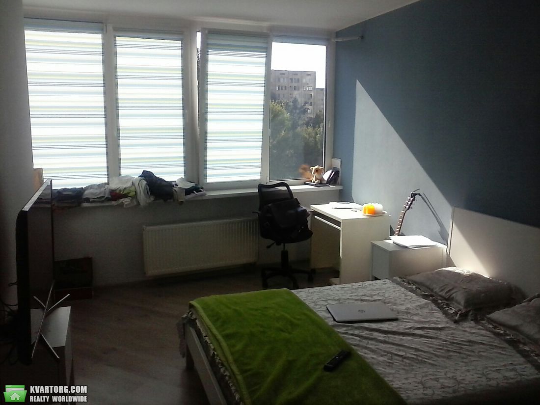 Sell 1-room apartment. Киев,  Вышгородская — photo 3