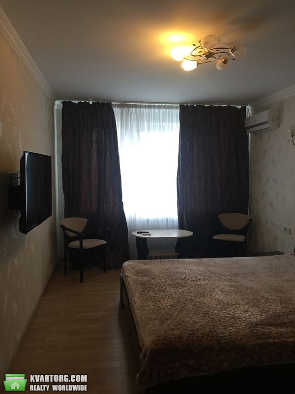 Rent out 1-room apartment. Киев,  Оболонский пр — photo 2