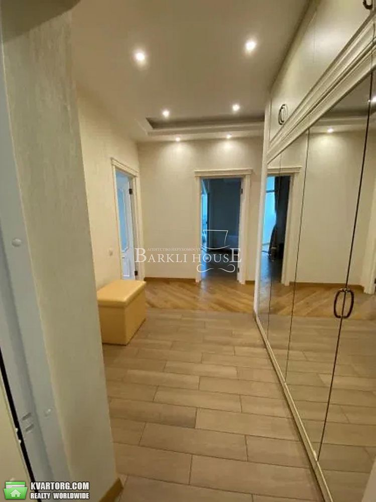 Rent out 4-room apartment. Киев,  Дружбы Народов бул — photo 9