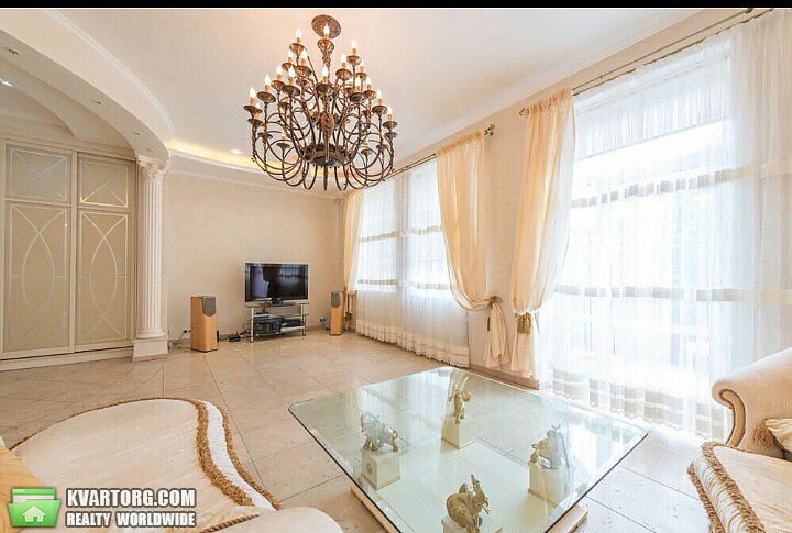 Rent out 3-room apartment. Киев,  Львовская пл — photo 6