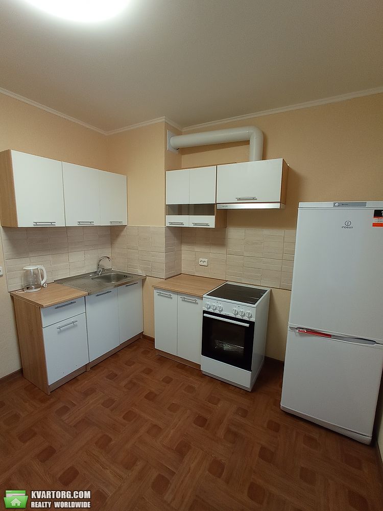 Rent out 1-room apartment. Киев, Балтийский переулок — photo 1