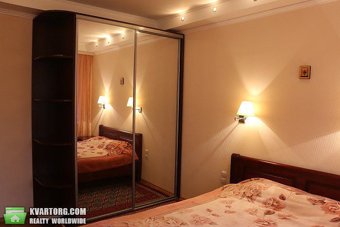Rent out 3-room apartment. Киев, Лятошинского — photo 3
