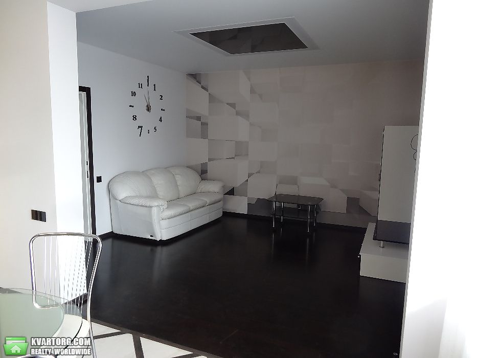 Rent out 2-room apartment. Киев,  Наумова — photo 4