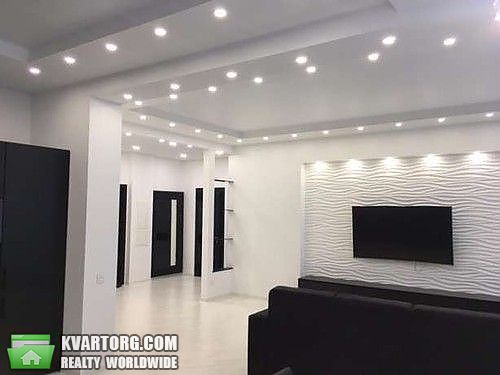 Rent out 2-room apartment. Киев, Сикорского — photo 6