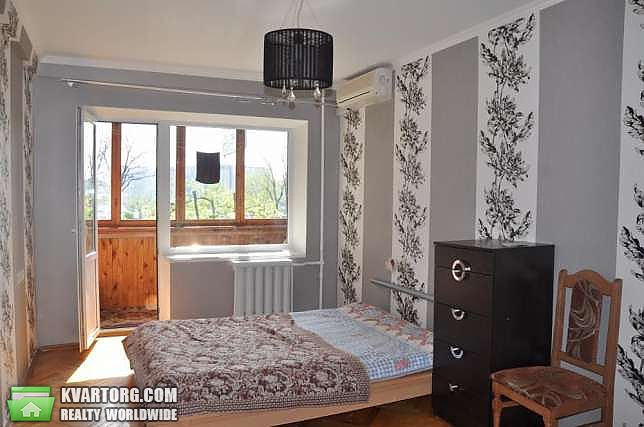 Sell 3-room apartment. Киев,  Харьковское шоссе — photo 1