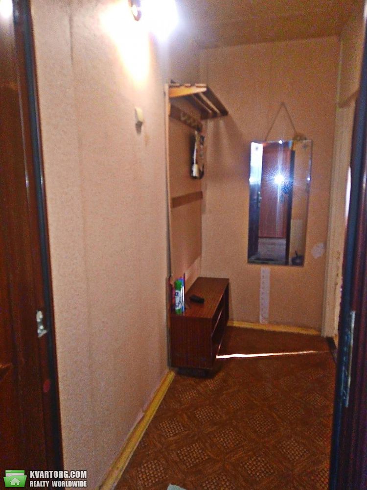 Rent out 1-room apartment. Днепропетровск, Косиора — photo 4