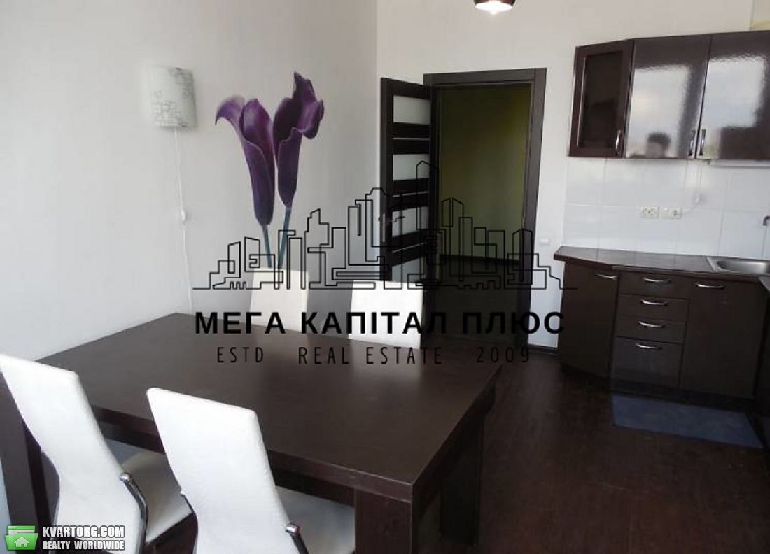 Rent out 3-room apartment. Киев, Степана Рудницького — photo 1