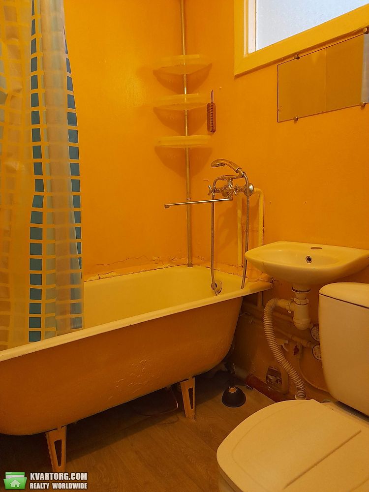 Rent out 1-room apartment. Киев, Харьковское шоссе — photo 7